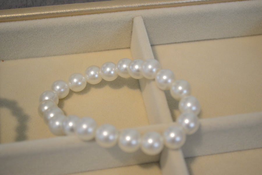 Imitation Pearl Bracelet