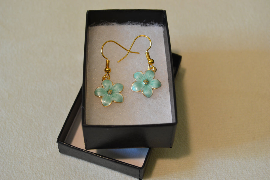 Dainty Flower Earrings